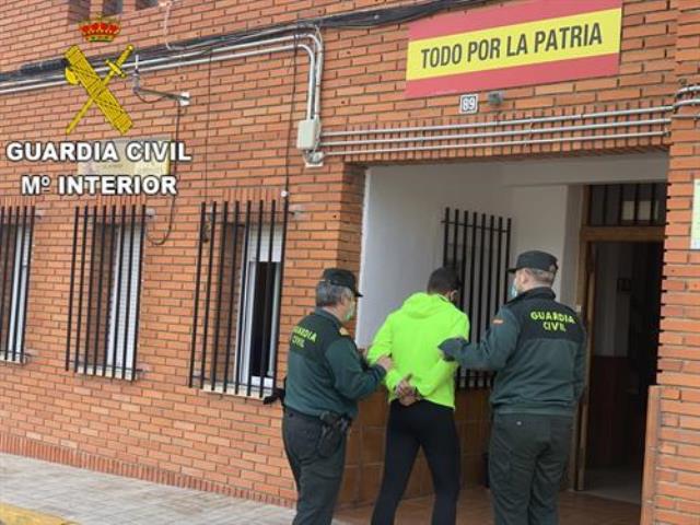 Detenido un joven de 26 años en Villacañas (Toledo) por asaltar a una menor de edad en la vía pública