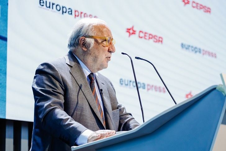 La DGT se da un año para evaluar la supresión del margen de 20km/h para adelantar en carreteras secundarias