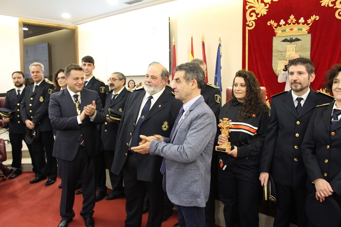 Diferentes momentos de la celebración del Día de la Ciudad en el Ayuntamiento de Albacete.