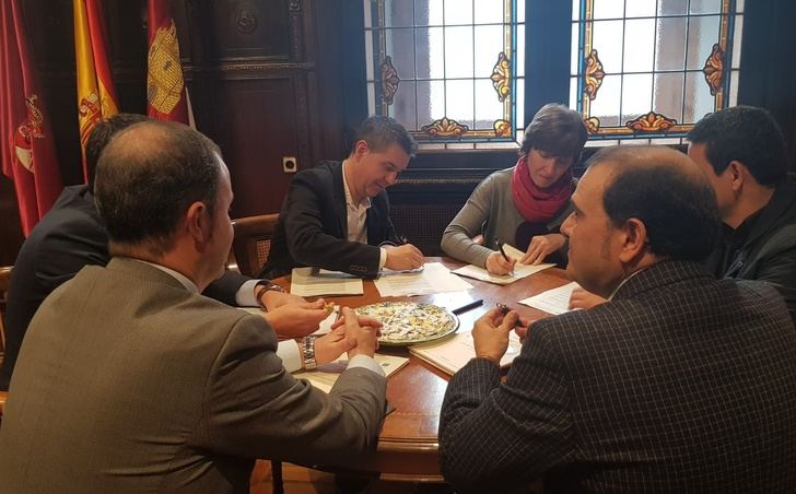 Los créditos de la Diputación de Albacete permitirán a los ayuntamientos hacer frente a sus pagos