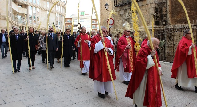 Bendición de las palmas y procesión en el Domingo de Ramos de la Semana Santa de Albacete