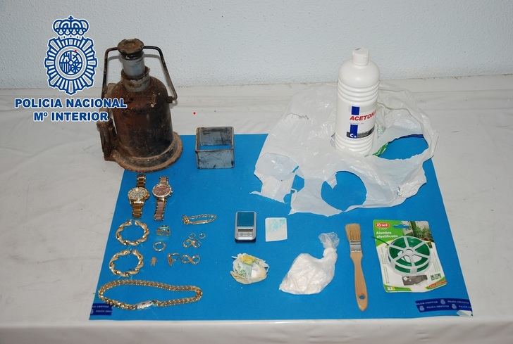 Desmantelado un punto de venta de cocaína en Alcázar tras la detención de un hombre y una mujer