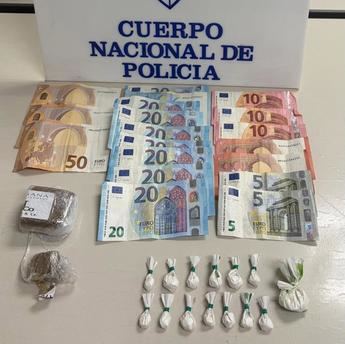La Policía Nacional intercepta un intercambio sospechoso en Guadalajara y encuentra cocaína, hachís y dinero en efectivo