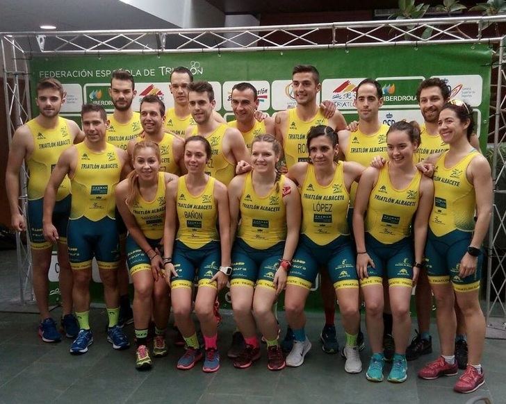 El CD Casman Triatlón Albacete subió al podio en el Campeonato de España de duatlón por clubes