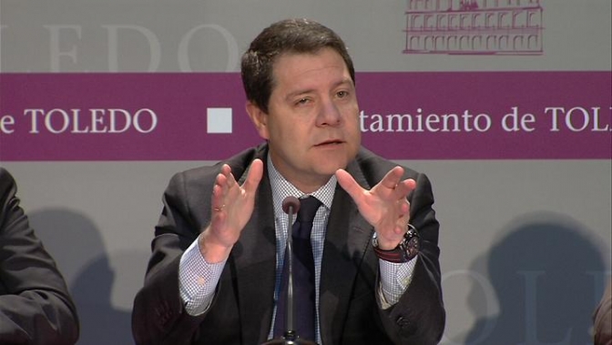 García-Page quiere que Cospedal hable de la caja B del PP y del contrato de basura de Toledo