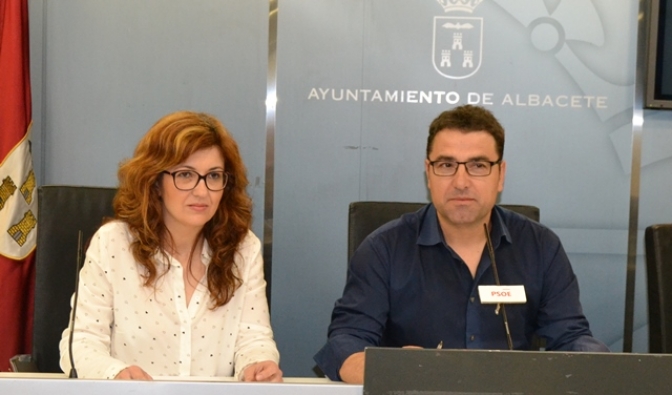 El PSOE de Albacete denuncia que el servicio de los Centros Socioculturales costará ahora 400.000 euros más