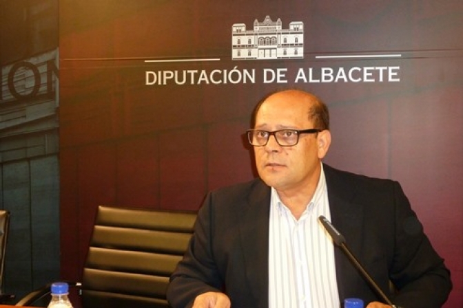 El PSOE lamenta que el equipo de Gobierno de la Diputación 'liquide' el convenio de caminos rurales