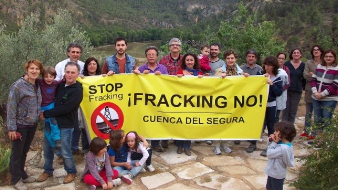 Más de 6200 personas piden la suspensión de los permisos de prospección de fracking en la cuenca del Segura