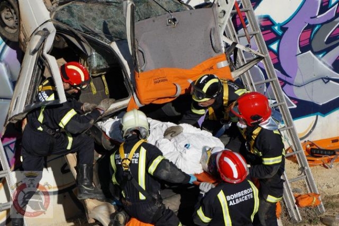 Los Bomberos de Albacete realizan un nuevo simulacro de rescate con la colaboración de la Guardia Civil