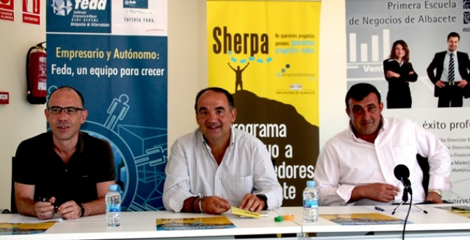El alcalde de Villarrobledo anima a participar en el último tramo del Proyecto Sherpa para emprendedores
