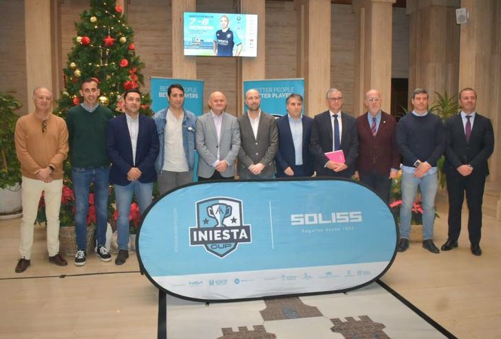 La Diputación de Albacete presenta el I Torneo Cup Iniesta Soliss con 16 equipos participantes
