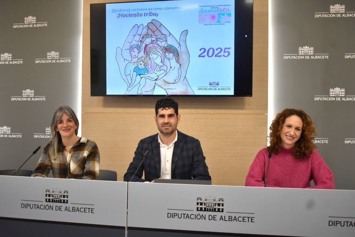La Asociación Dame Teta celebra su XX aniversario con la presentación del Calendario 2025 en Albacete