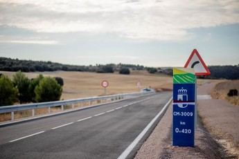 El Gobierno de Castilla-La Mancha actualizará 68.000 señales en sus carreteras