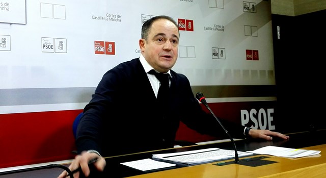 Emilio Sáez, del PSOE, se hará alcalde de Albacete dentro de dos años.