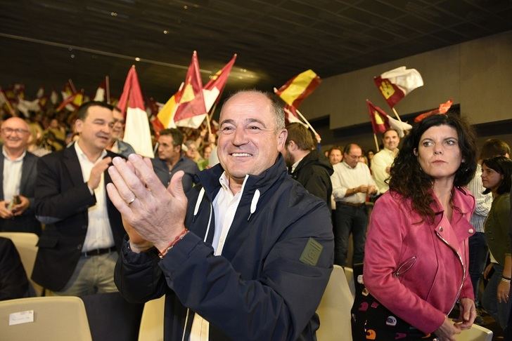 El todavía alcalde de Albacete, Emilio Sáez, número 1 al Congreso por el PSOE