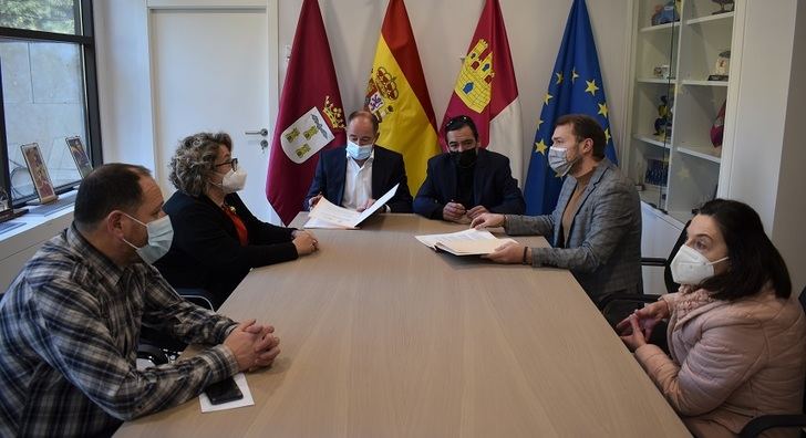 La Asociación Provincial de Peluquería y Afines de Albacete se une a la lucha contra la violencia machista, con un convenio con el Ayuntamiento