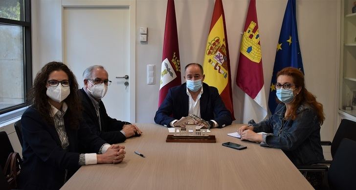 El Ayuntamiento de Albacete su colaboración a la Asociación de Esclerosis Múltiple