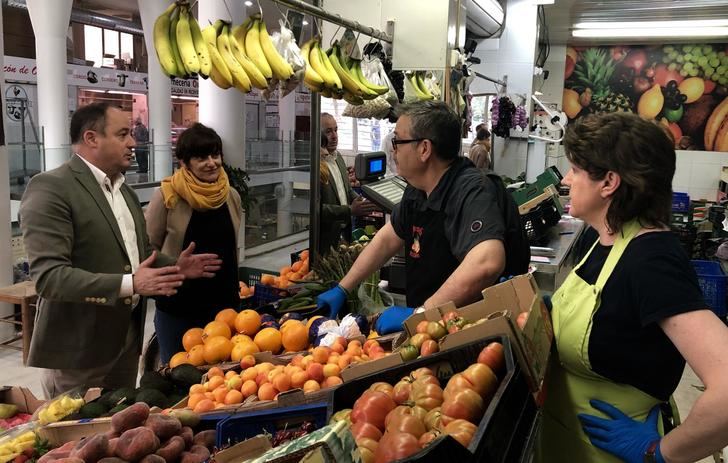  Emilio Sáez (PSOE) hace una apuesta por los mercados tradicionales como espacio de cercanía y calidad