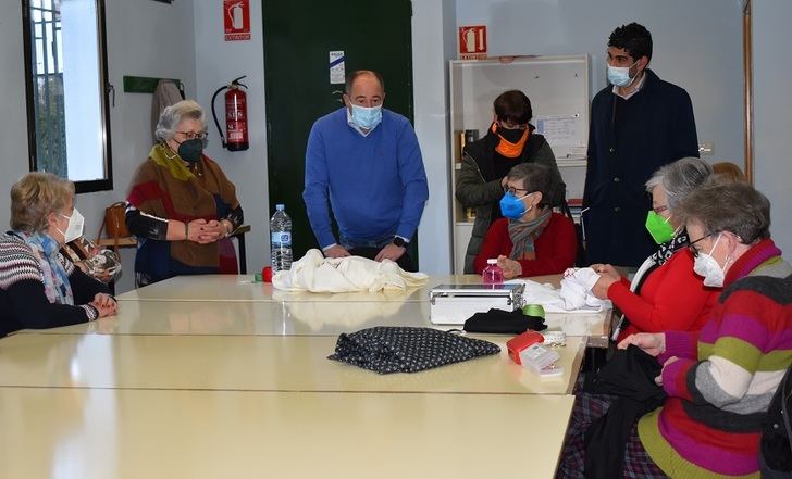 Vecinos del Polígono San Antón demandan al Ayuntamiento de Albacete que realice mejoras en la Plaza Carmen Ibáñez