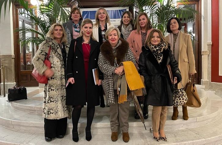 Empresarias hellineras participan en Bilbao en la II Cumbre de Fedepe