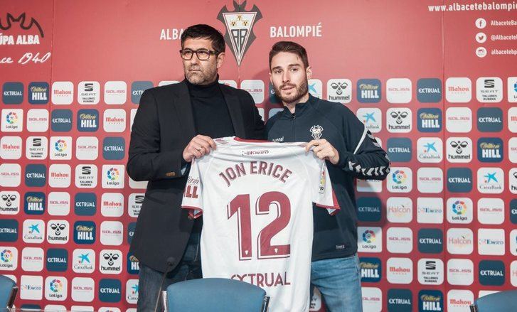 Erice y el director técnico del Albacete.