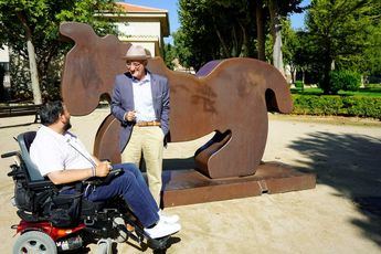La Roda acoge la “monumental” exposición del artista Juan Méjica