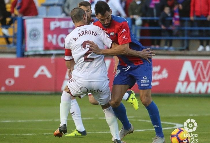 El Albacete Balompié ganó al Extremadura en un partido que pudo ganar cualquiera (1-2)