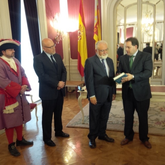 Francisco Núñez presenta los actos de la Batalla de Almansa en la sede de las Cortes de Valencia