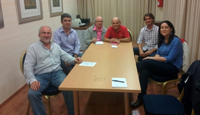 Dirigentes de UPyD Albacete se reúnen con dirigentes de la asociación de vecinos del Barrio Universidad
