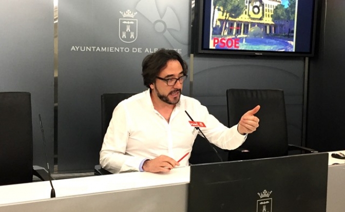 El PSOE de Albacete presenta una moción para mejorar el transporte público a las pedanías