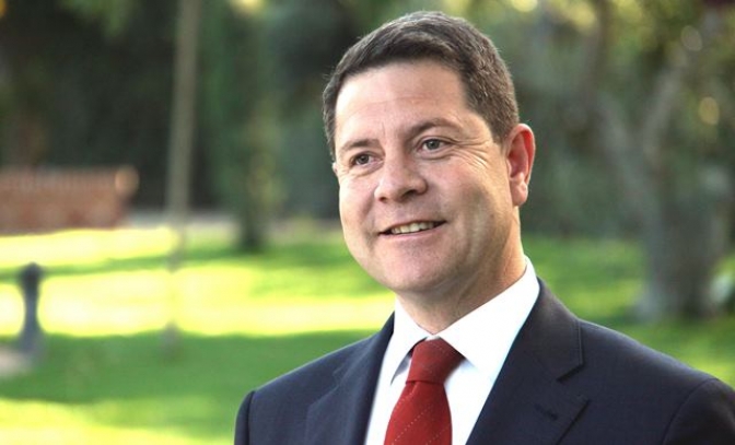 Page se fija como objetivo bajar el paro a la mitad esta legislatura en Castilla-La Mancha