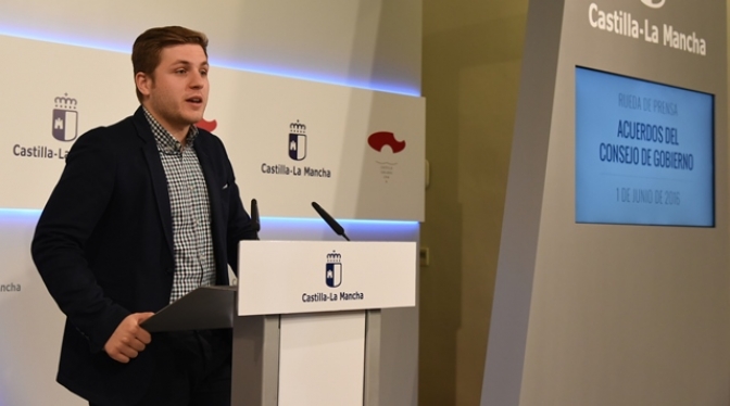 Cerca de la mitad de los estudiantes de un máster oficial en la UCLM tendrá una beca gratuita