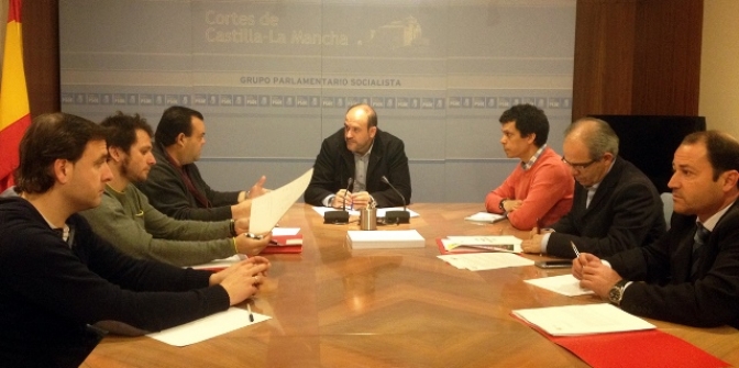 PSOE y UGT proponen crear 18.000 empleos en el sector forestal de Castilla-La Mancha