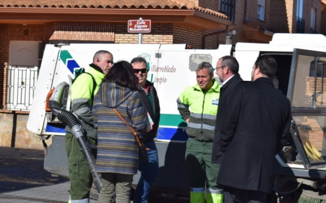 El barrio de Umovi de Villarrobledo ya dispone de los nuevos servicios en materia de limpieza y recogida de basura