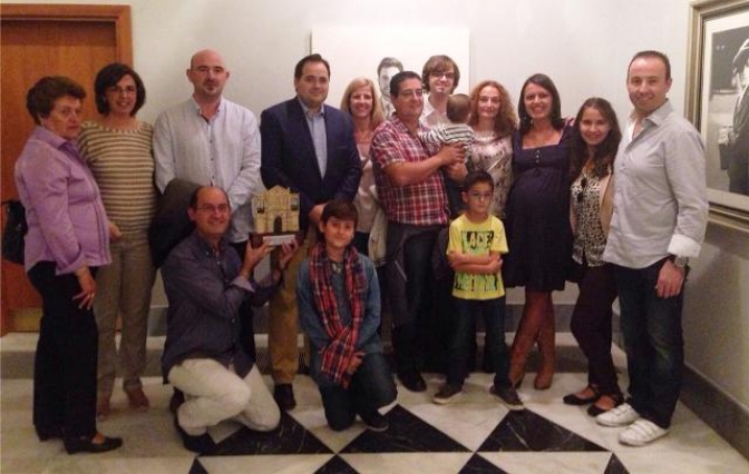 La compañía de Casas Ibáñez, ‘Aire Solano’ gana el premio del público en el V Certamen de Teatro Aficionado Ciudad de Almansa