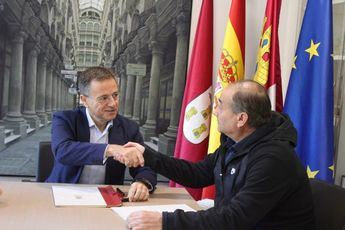 El Ayuntamiento impulsa la competitividad del sector cuchillero mediante formación y promoción cultural