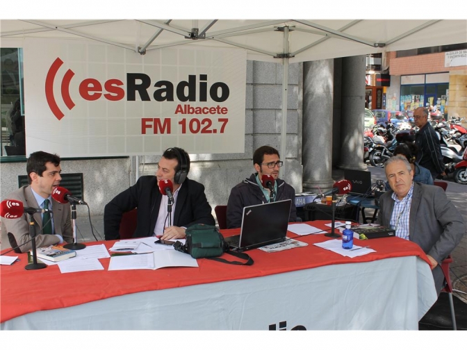 El diputado de Educación, Félix Diego Peñarrubia, informa sobre la marcha del proyecto Lectibe, de fomento a la lectura