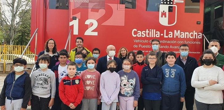 350 estudiantes del colegio ‘Federico Mayor Zaragoza’ de Albacete reciben la visita del Servicio 112
