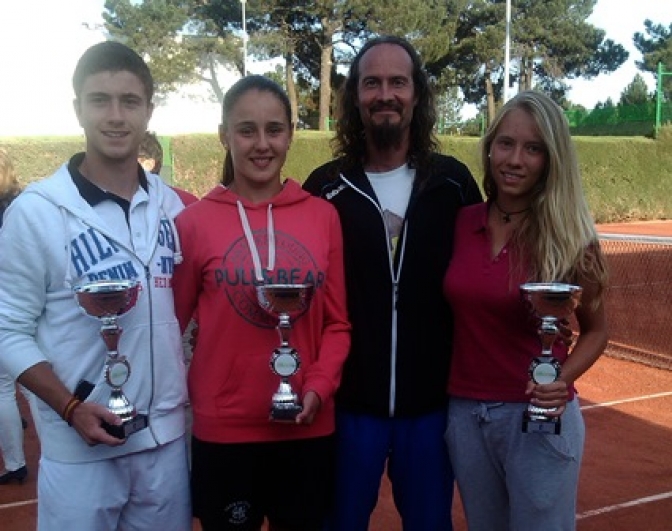 Ainoha Garijo y Jaime Castillo, nuevos campeones regionales cadetes de tenis
