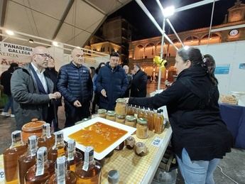 La Junta apoya al sector primario en la octava Feria Agroalimentaria de Villarrobledo y su comarca