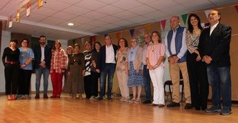 Actuaciones culturales y el pregón marcan el inicio de las fiestas en el barrio del Pilar, en Albacete