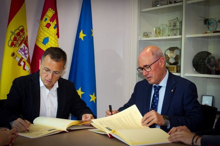 El Ayuntamiento de Albacete y Fundación Globalcaja firman convenio para enriquecer la cultura en 2025