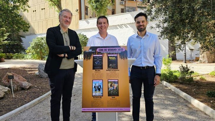 El presidente de la Diputación presenta la octava edición del Ciclo de Cine de Verano en Albacete