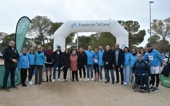 Más de 600 corredores se unen a la XI Carrera Solidaria del Implante Coclear en La Pulgosa