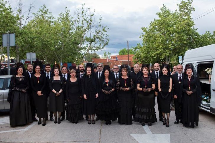 Fran Valera reafirma el compromiso del Gobierno Provincial con el patrimonio cultural en la Ofrenda de Flores a la Virgen de Belén en Almansa