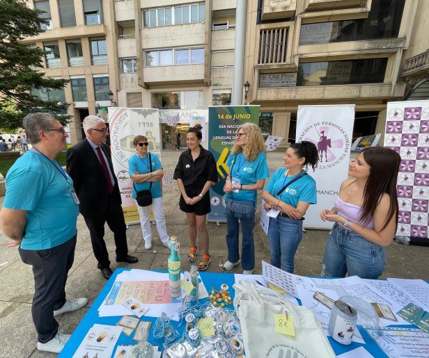 El Ayuntamiento agradece a APESOAB por su labor en favor de la inclusión de personas sordas en Albacete