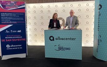 Renovación del convenio entre el concejal de Deportes y ‘Albacenter’ para la 5K San Silvestre en Albacete