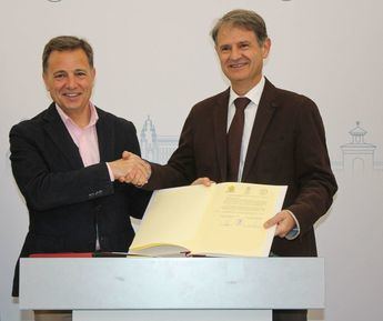 Manuel Serrano destaca la importancia de fomentar el deporte en la ciudad como parte del compromiso del Equipo de Gobierno