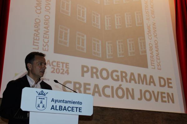 Albacete lanza iniciativas para concienciar a adolescentes sobre el uso responsable de redes sociales