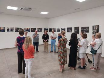 Inaugurada una exposición fotográfica homenaje a la cofradía Jesús Nazareno en Albacete
